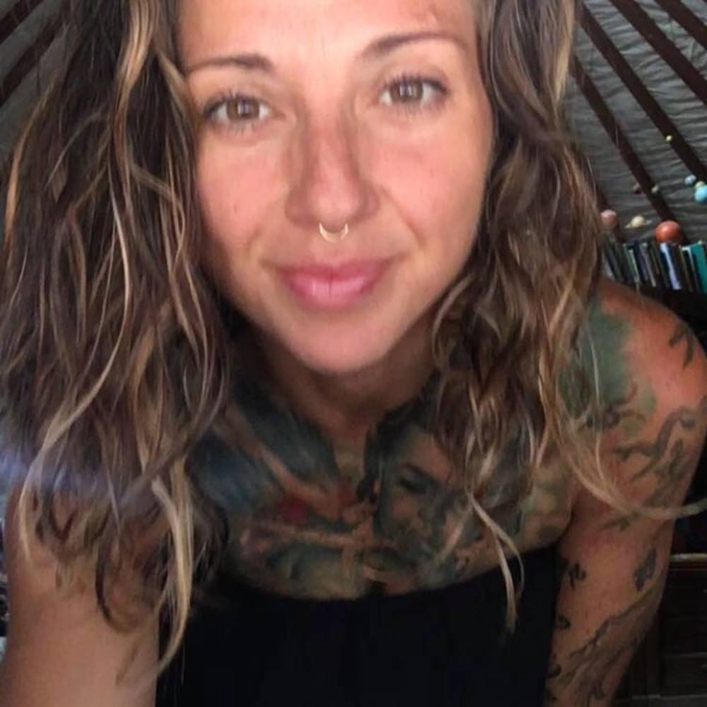 Meet your Posher, Natasha